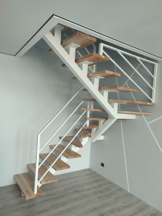 Робимо сходи, перила.Всі види каркасів.Обшивка деревом.