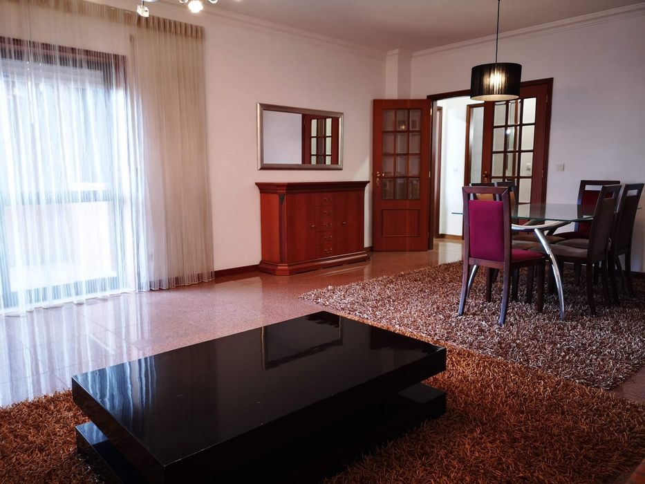 T3 Areosa-Rio Tinto Condominio Fechado