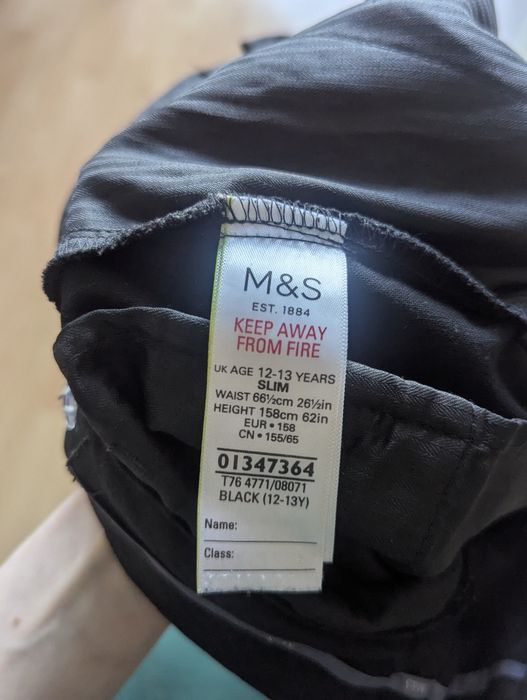 Чорні брюки M&S Slim