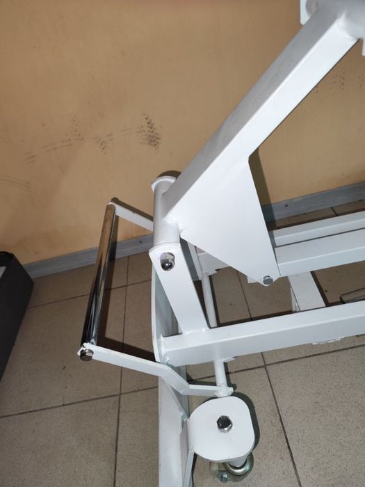 косметологічна кушетка багатофункціональна