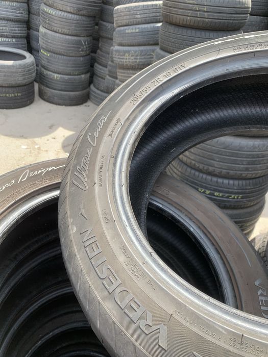 205/55R16 Vredestein