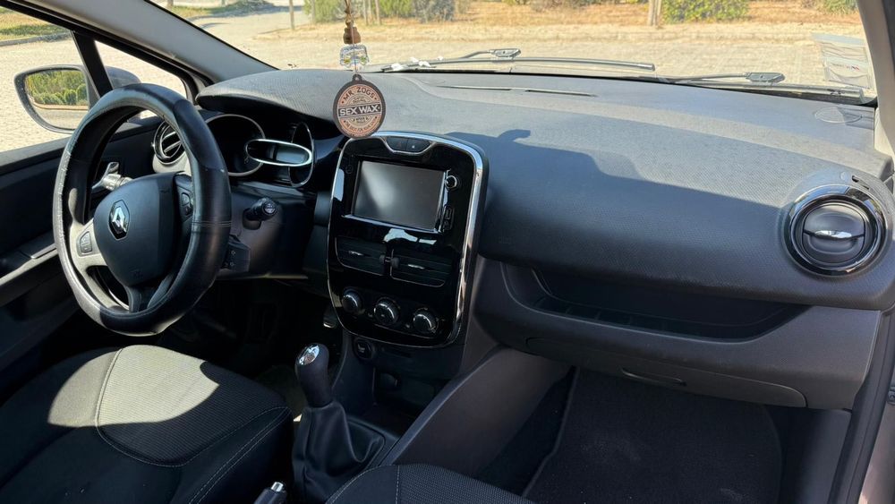 RENAULT CLIO 1.5 dCi Diesel foto 5