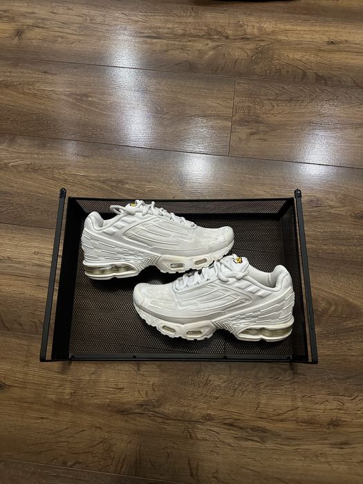 кросівки Nike Air Max Plus 3 з фірмовою амортизацією Tuned Air tn TN