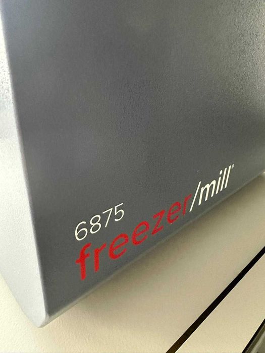 Młynek kriogeniczny, model 6875, SPEX