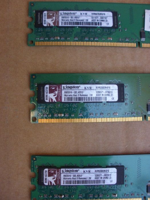 Memória RAM Kingston 1Gb