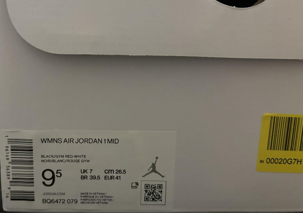 Buty Air Jordan 1  Mid