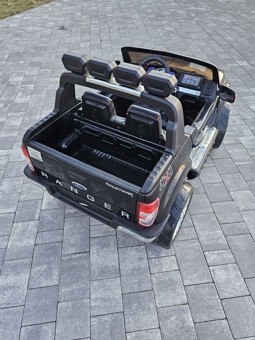 FORD RANGER WILDTRAK na pilota, dwuosobowy