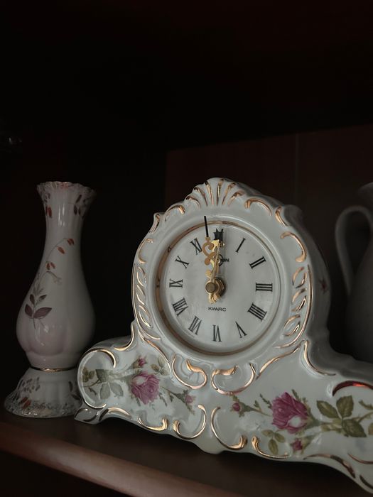 Zegar porcelana firmy Metron