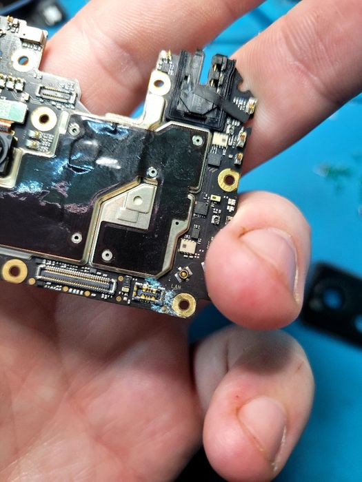 Ремонт мобільної техніки