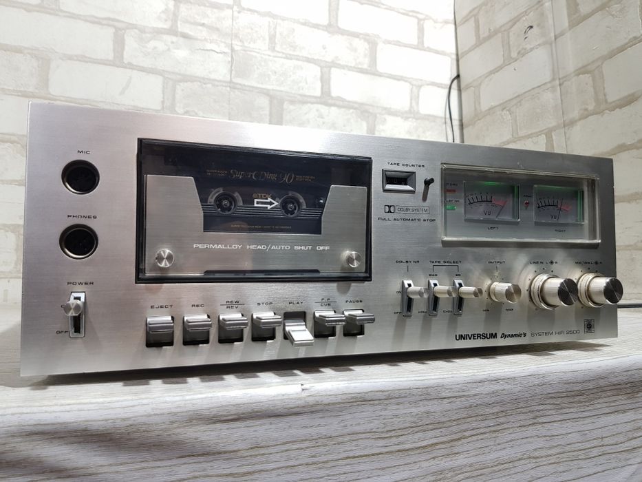 Стрілки! Стерео касетна дека UNIVERSUM CT-3298,б/у з Німеччини