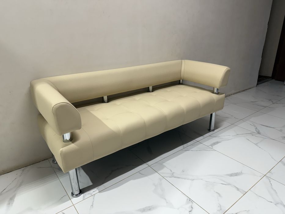 Офісний диван,диван в зону очікування, вітальню,БЕЗКОШТОВНА ДОСТАВКА.