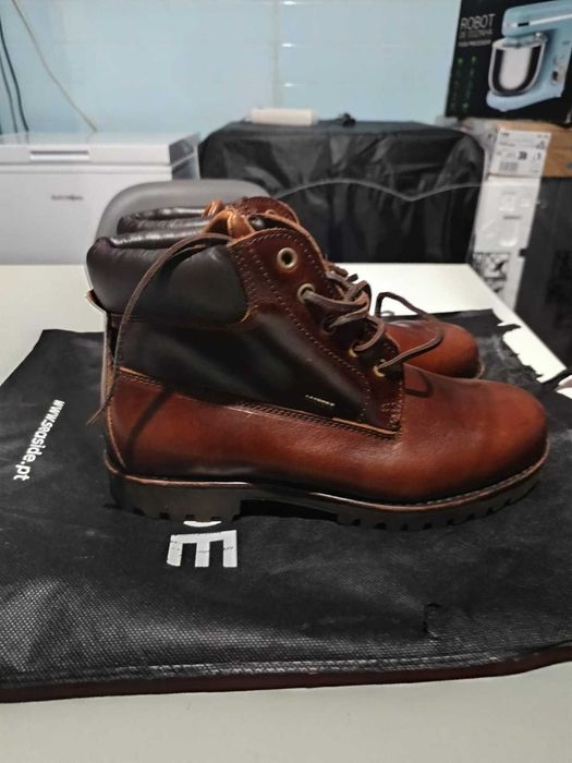 Botas Portside novas