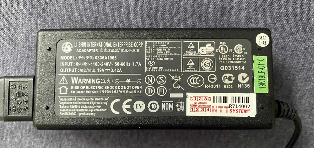 Laptop, notebook Fujitsu AMILO Pro V2055