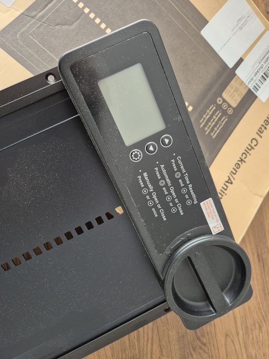 Porta Inteligente de Metal para Galinhas/Animais