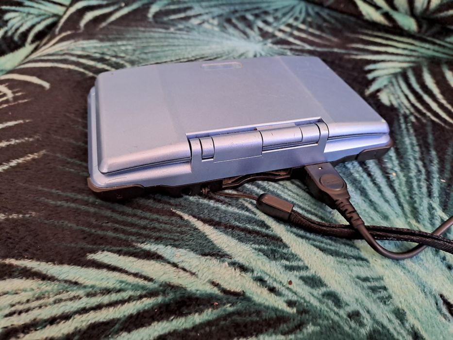 Nintendo  DS NTR 001 z ładowarką sprawne