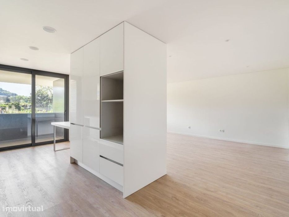 Apartamento T3 Novo em Tenões
