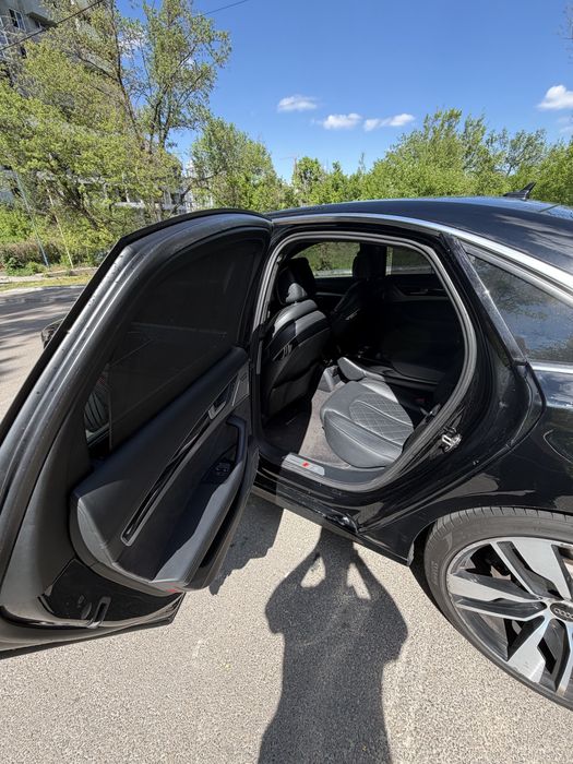 Audi S8 2013 (одягнена в рестайлінг)