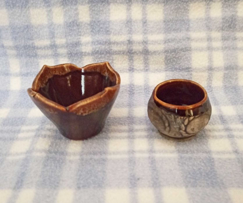 Небольшие керамические солонки, без крышки