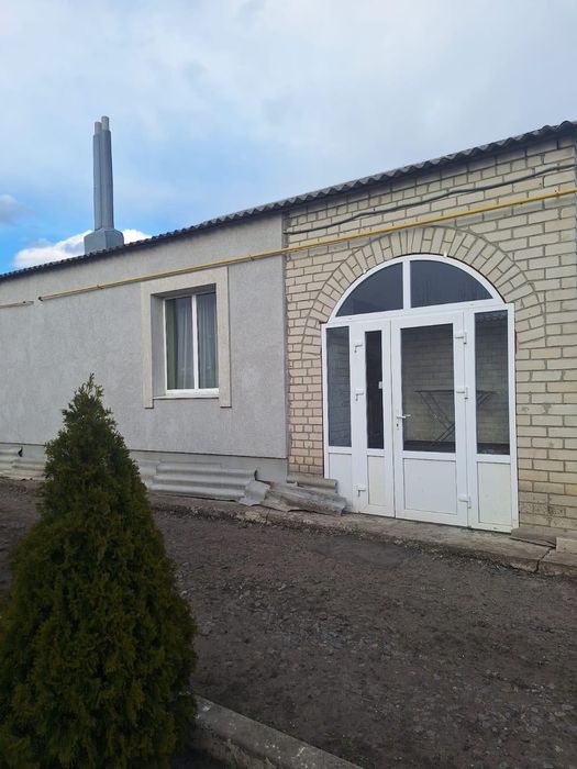 Продаж будинку приватного