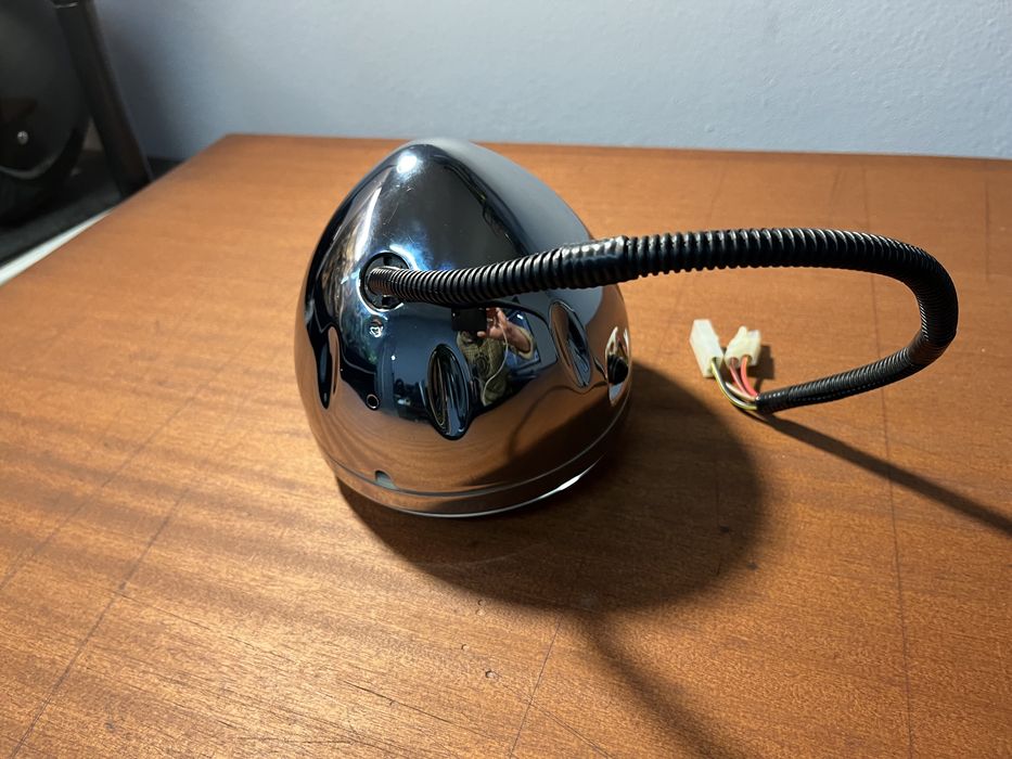 Farol HALO - Café racer, Bobber, Chopper 146mm ø - Novo