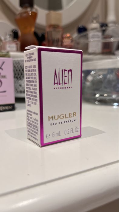 Miniarurka Mugler Alien Hypersense
