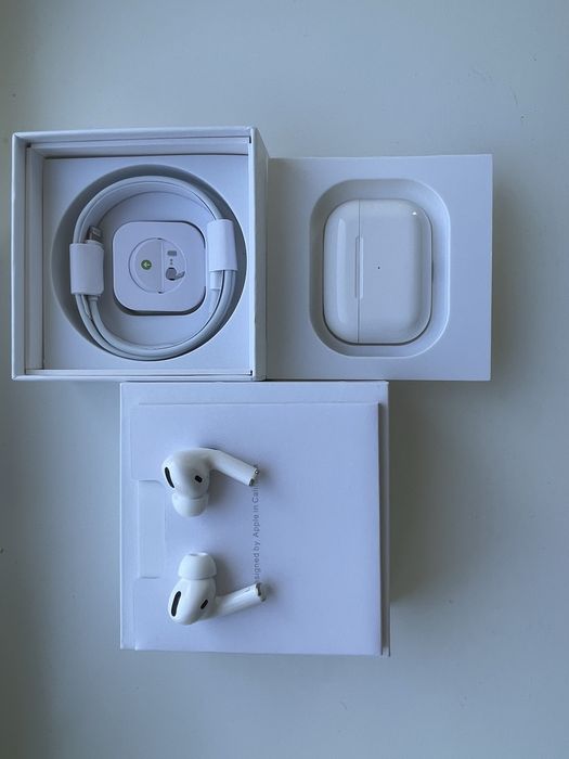 Наушники AirPods Pro