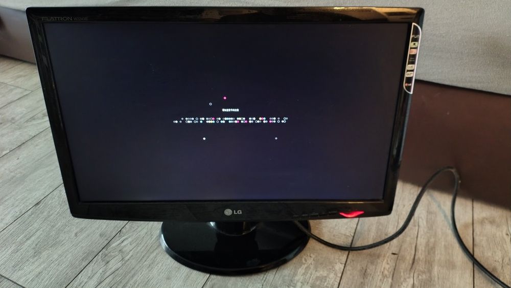 Monitor LG flatron ws2243s VGA 22 cale