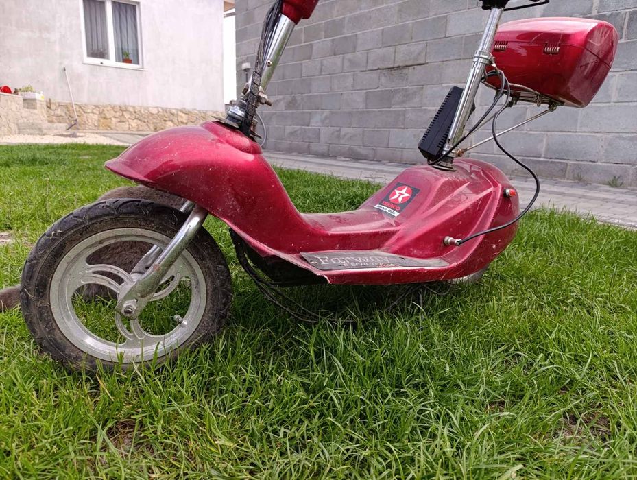 Продам электросамокат