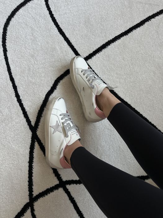 Жіночі крсоівки Golden Goose SuperStar with Gray Suede Star and Pink голден гус шкіряні