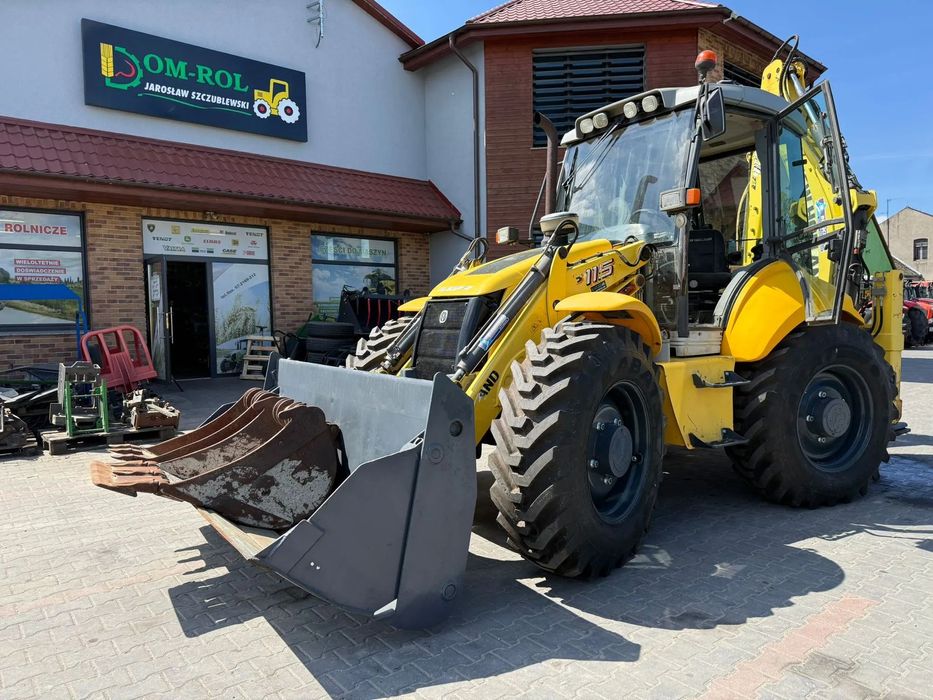 New Holland LB 115 B JCB 4 CX CASE  New Holland LB 115 b case Jcb