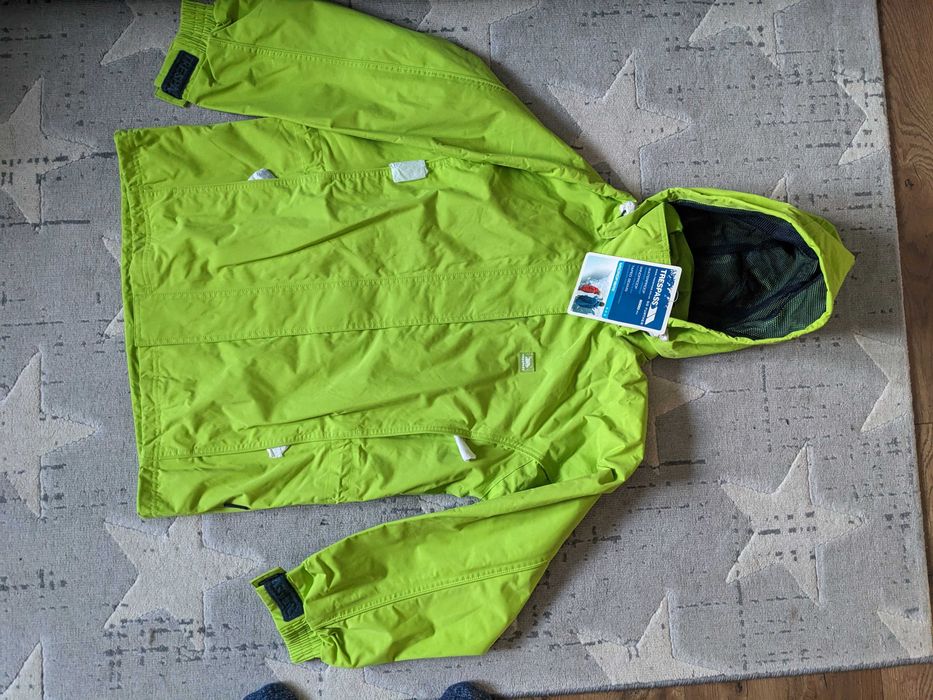 Nowa kurtka firmy Trespass rozm. S/M jasno  zielona