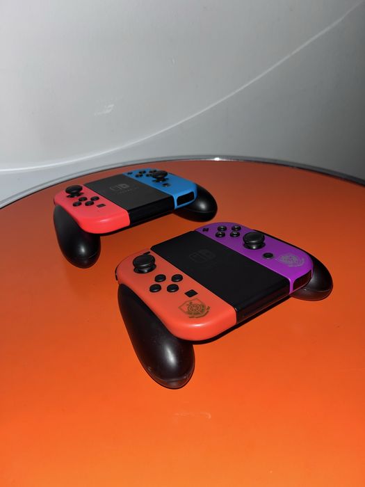 Nintendo Switch Oled Versão Pokémon Scarlet/Violet