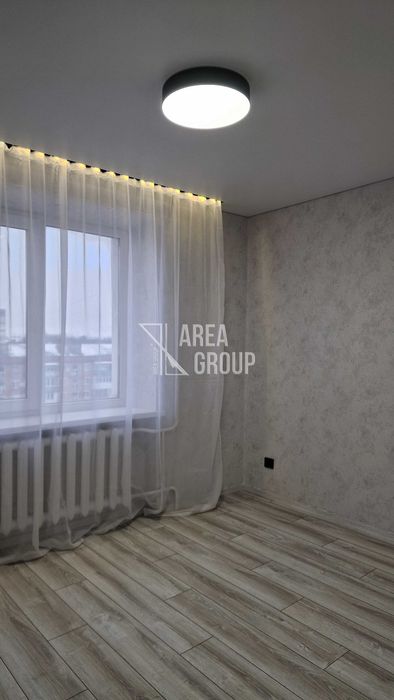 Продається простора 3-кім. квартира з новим ремонтом в Центрі міста