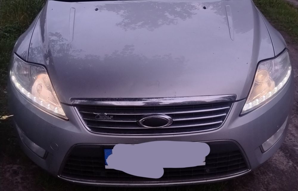 Lampy L+P  Ford Mondeo MK4