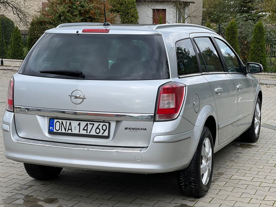 Samochód osobowy Opel Astra