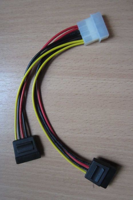 Кабель переходник питания SATA