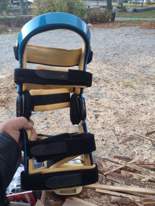 Do sprzedania mam ortezy