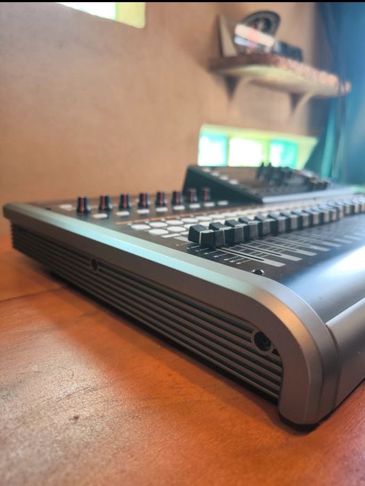 Tascam DP24 SD/MIDI +flight case