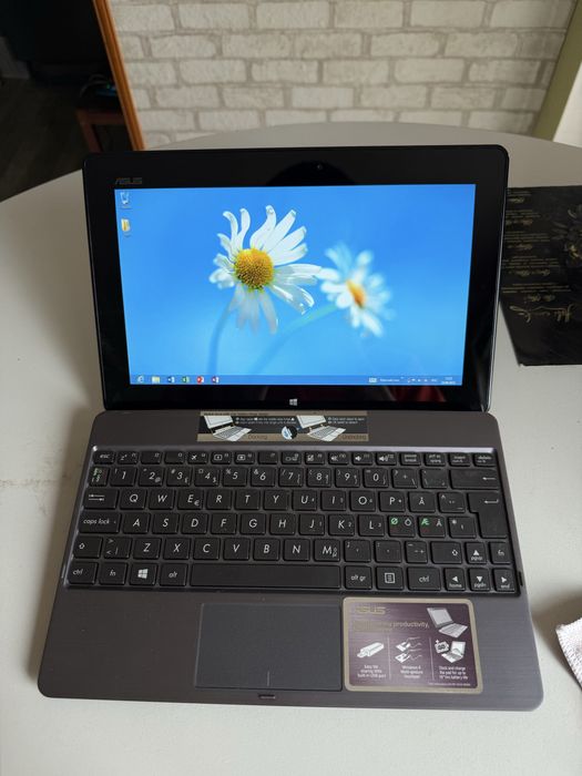 ASUS VivoTab RT (TF600T)