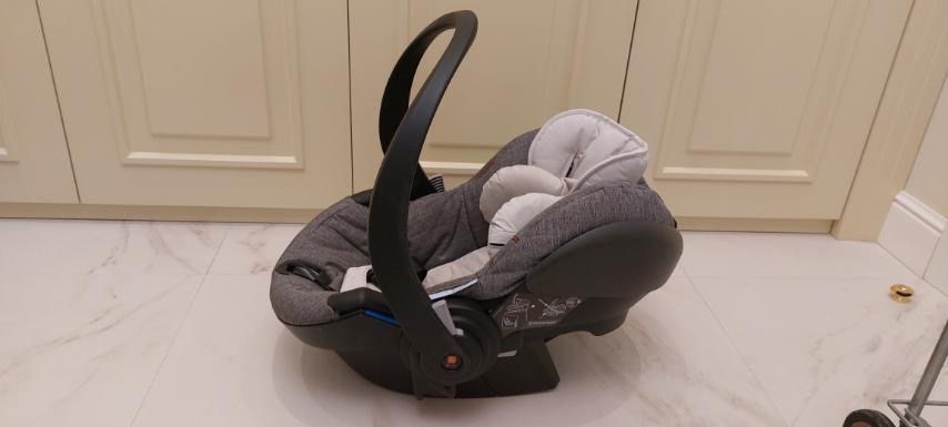 Коляска 3 в 1 Stokke Xplory V5