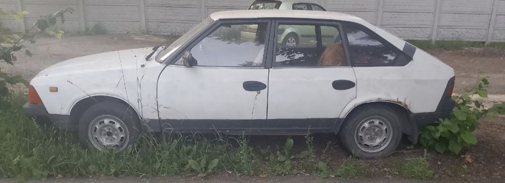 Автомобіль москвіч
