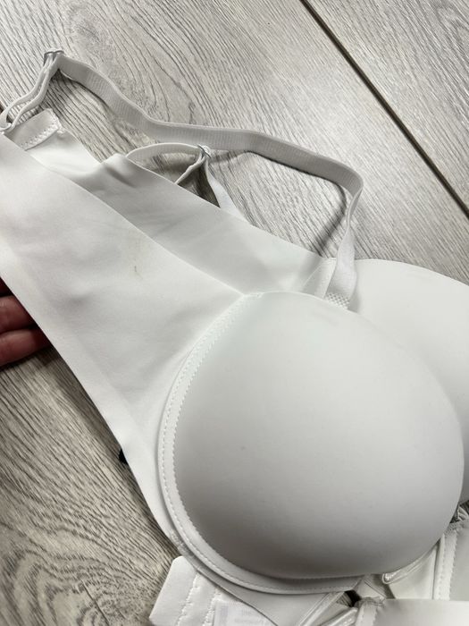 Гладкий бюстгальтер Анжеліка з пушап, уцінені