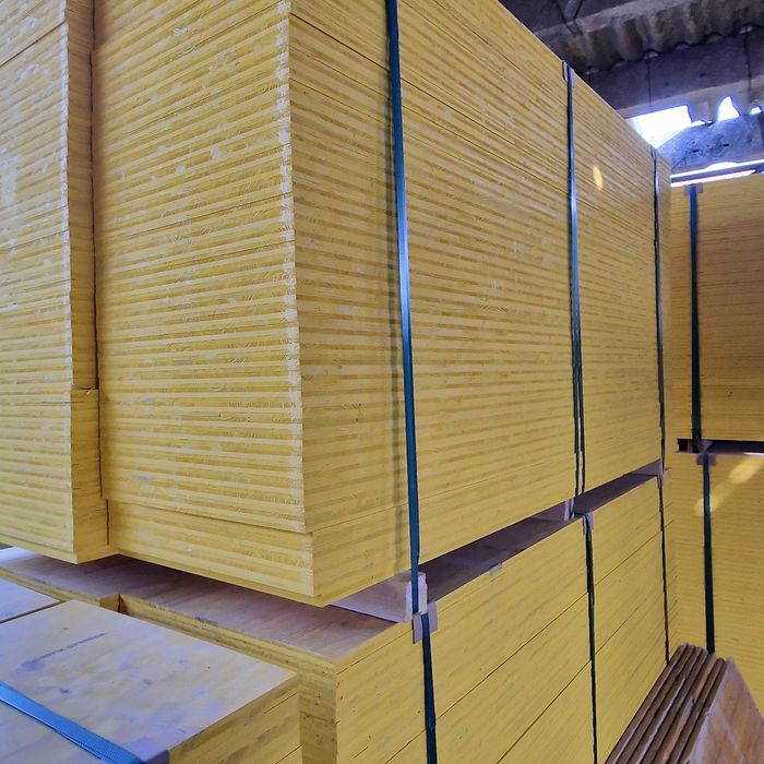 Dźwigary DOKA Blaty Sklejka Podpory Stemple Trójnogi Ocynk Głowice