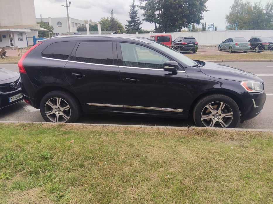 Продам Volvo XC60 3l 2013 р.