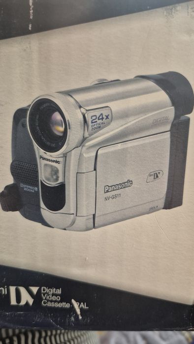 Видеокамера ,panasonic  nv gs11