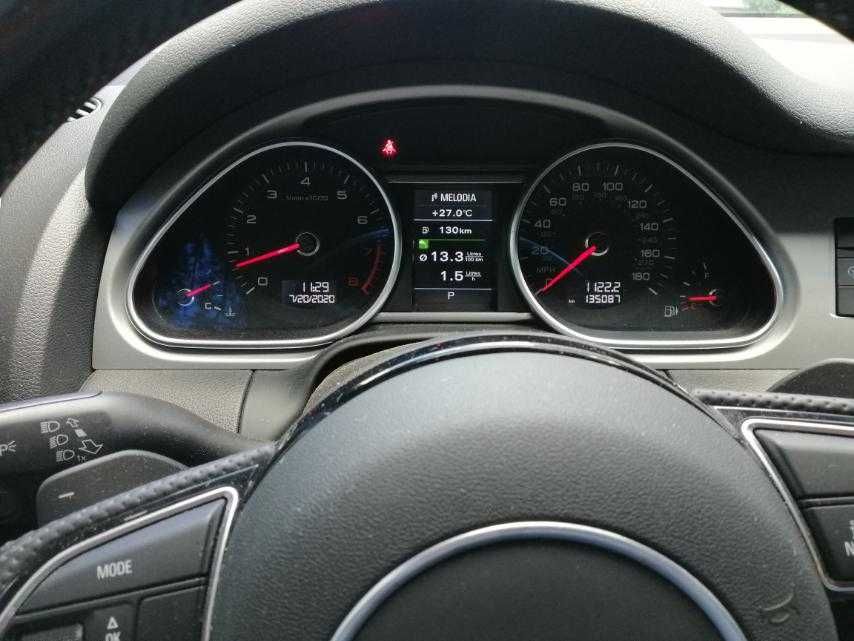 АВТО Audi Q7 2015