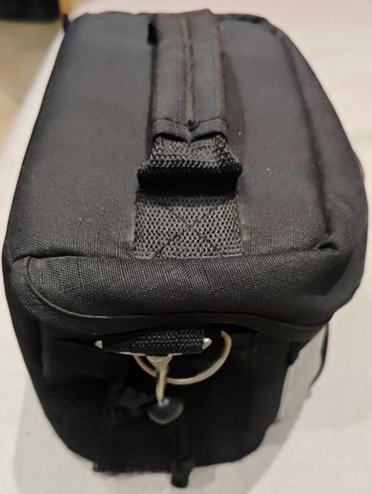 Torba na aparat fotograficzny lub kamerę