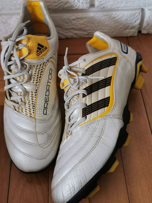 Korki ADIDAS Predator roz 46/Długość wkładki 29,5 cm