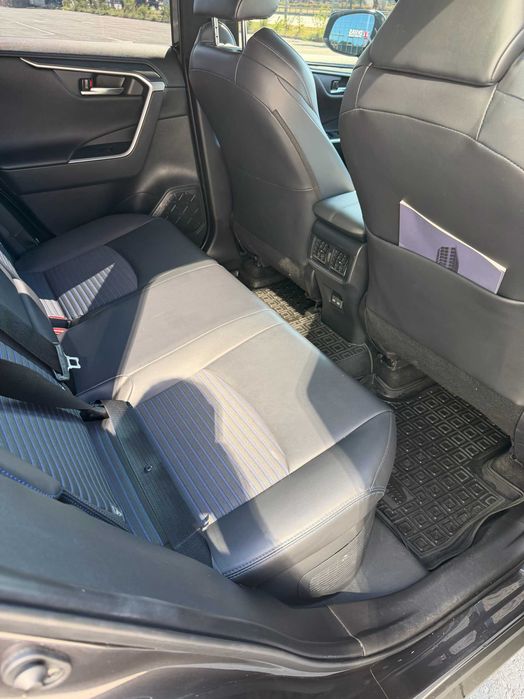 Toyota Rav 4 (Hybrid) Style