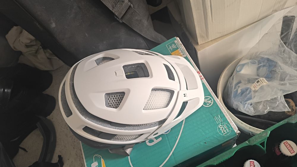 Kask rowerowy nowy